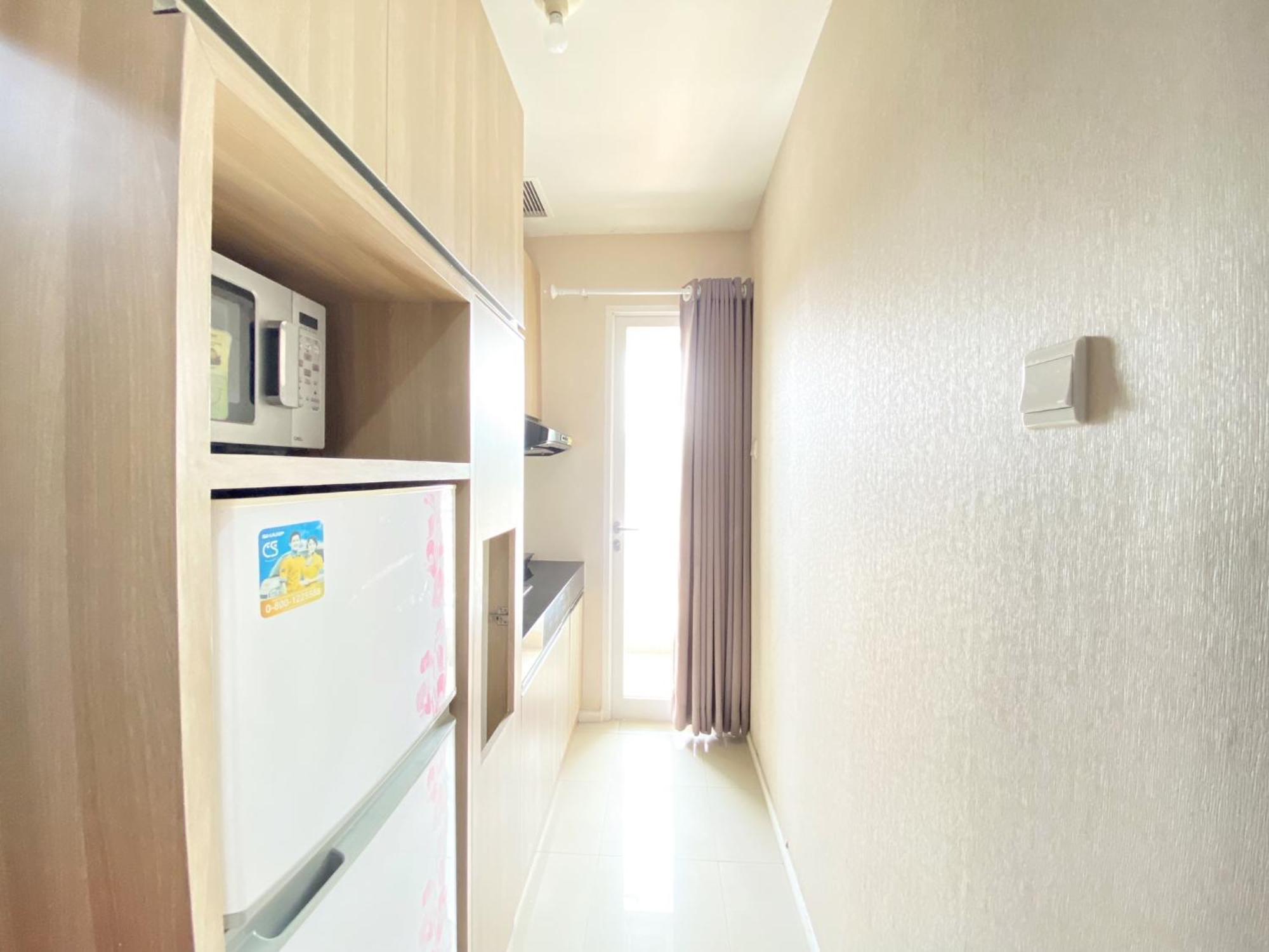 Cozy And Clean 1br At Parahyangan By Travelio